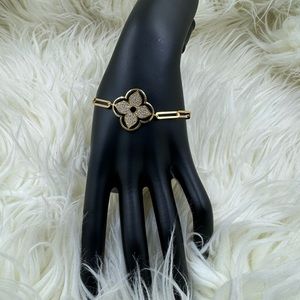 Real 18k gold bracelet.